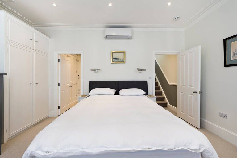 Bedroom, Spacious 4 Bed House, Battersea, London