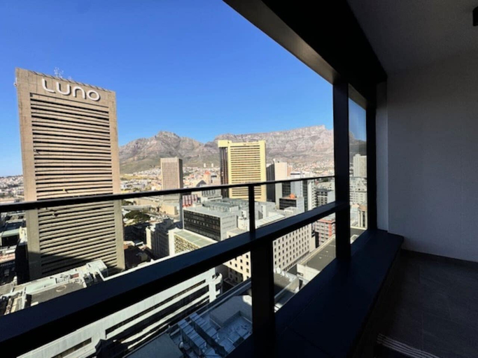 Room 3, Luxury City Apartment at the Rubik, City of Cape Town