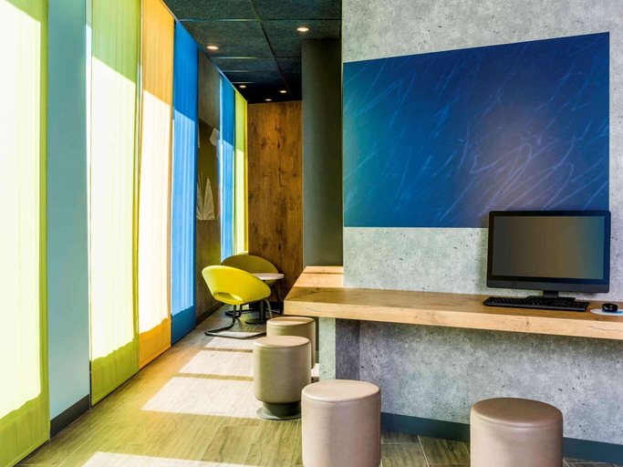 Public Area 4, ibis budget Saint Quentin en Yvelines Velodrome, Yvelines