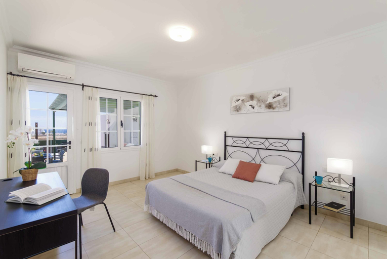 Others 5, Villa Brenas, Las Palmas