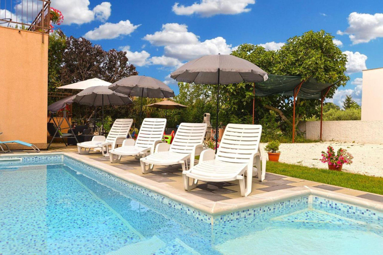 Sport & Beauty 2, Lovely flat just steps from the beach, Fažana