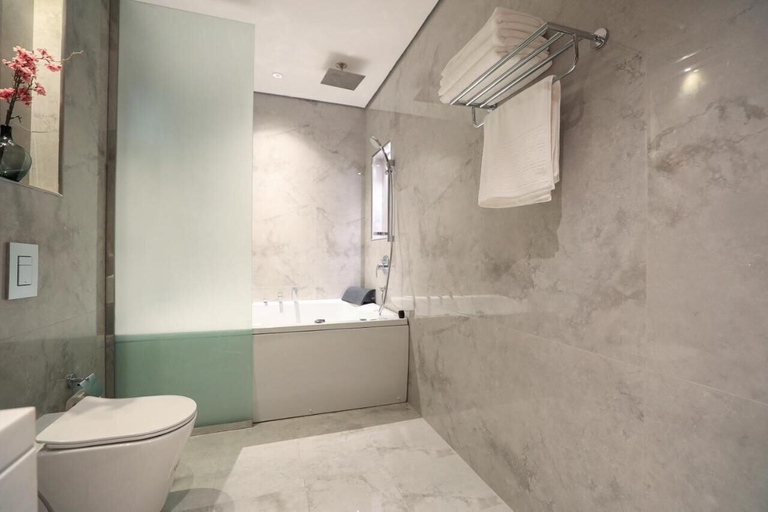 Bathroom 2, Topaz Al-Malga, Riyadh