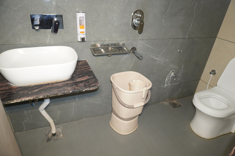 Bathroom 4