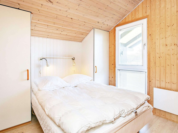 Bedroom 3, 4 Star Holiday Home in Lokken, Hjørring