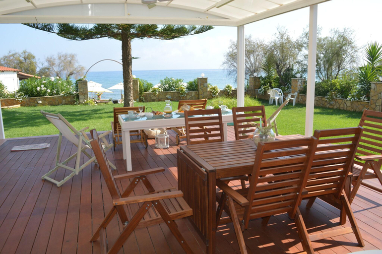 Food & Drinks 4, Stefania Apartments, Ionian Islands