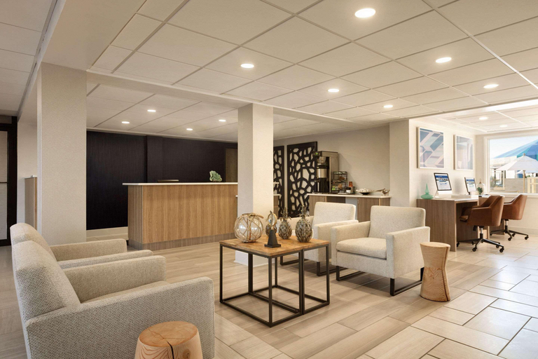 Public Area 3, Surfbreak Oceanfront Hotel, An Ascend Hotel Collec, Virginia Beach