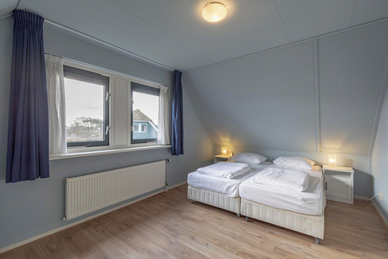 Bedroom 2, Villa in Julianadorp Near the Beach, Den Helder
