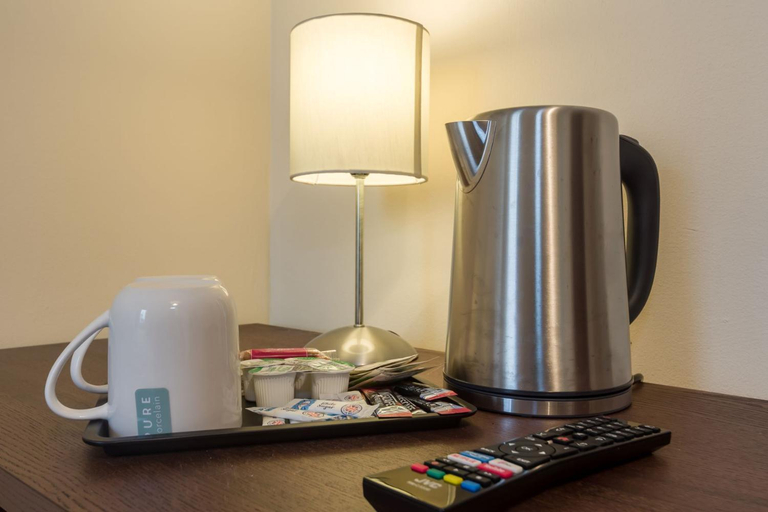Others 4, The Serenity Hotel, Lincolnshire
