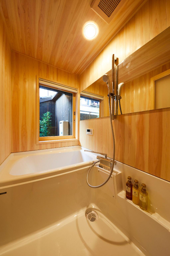 Bathroom 3, Rinn Gojo Mibugawa WEST, Kyoto