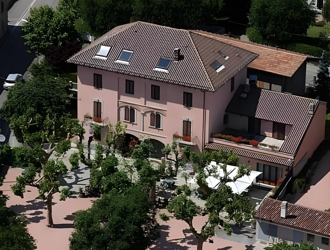 Exterior view 3, Albergo Michieletto, Como