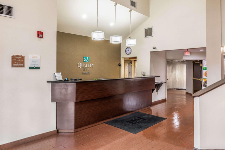 Public Area 2, Quality Inn Memphis Northeast Near I-40, Shelby