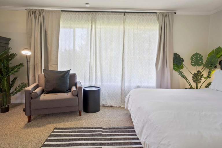 Bedroom 2, Mendo Bungalow, Mendocino