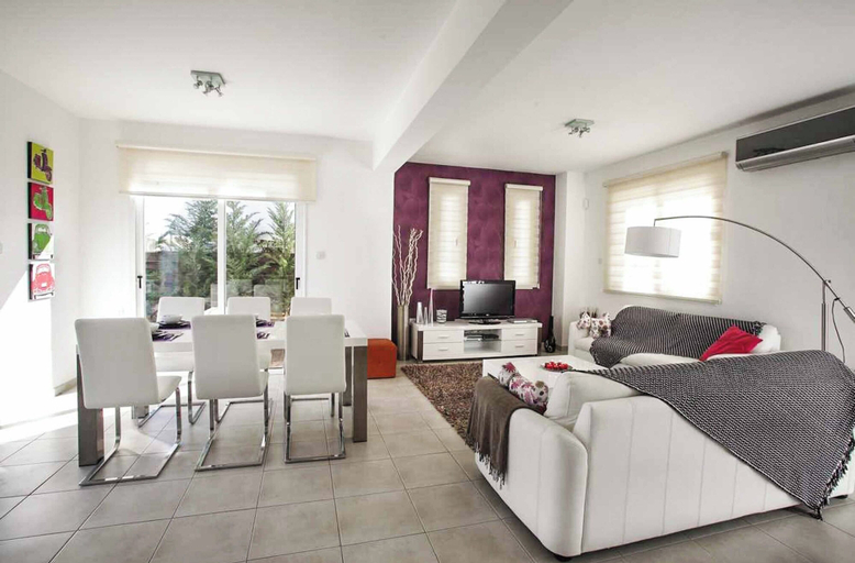 Others 3, Villa Chateau Blanc