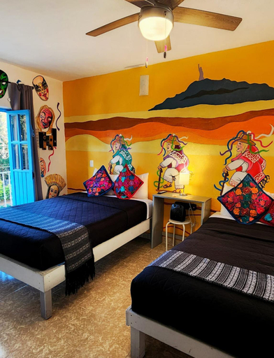Bedroom 2, MESON AMELIA, Allende