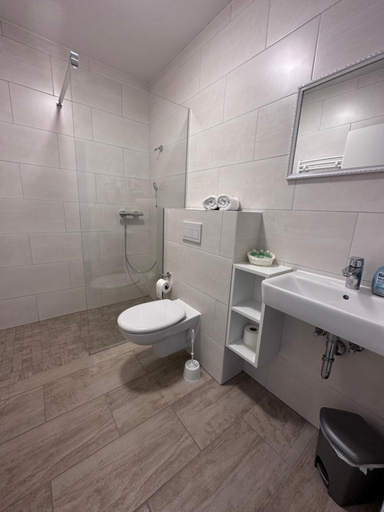 Bathroom 3, Marina Park Eberswalde, Barnim