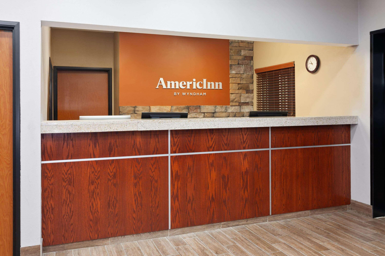Public Area 2, AmericInn by Wyndham Hudson, Saint Croix