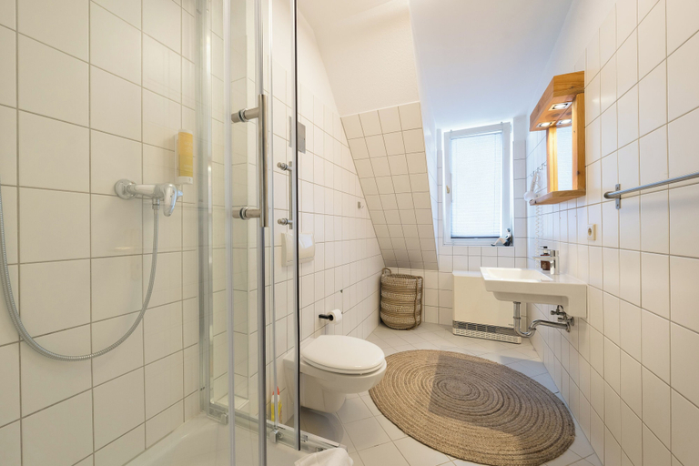 Bathroom, Design Apartments - "Innenstadt 2", Potsdam