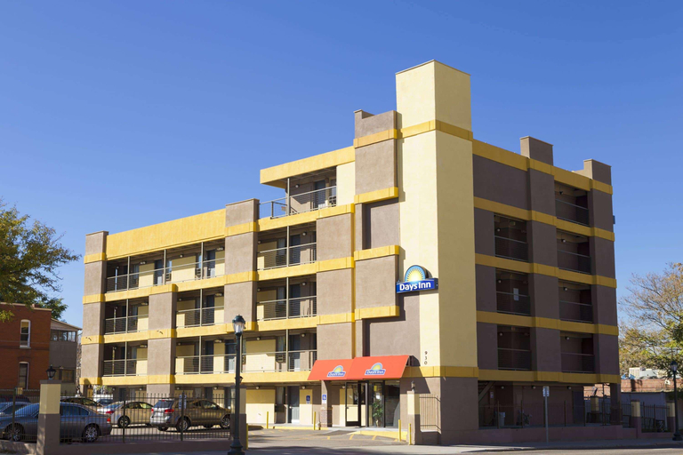 Exterior & Views 2, Days Inn by Wyndham Denver Downtown, Denver