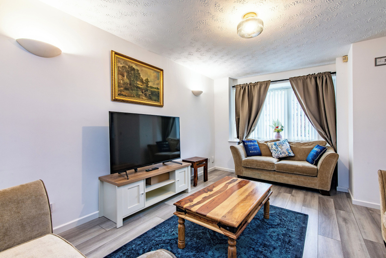 Others 4, Mornington Crescent House, Nottingham