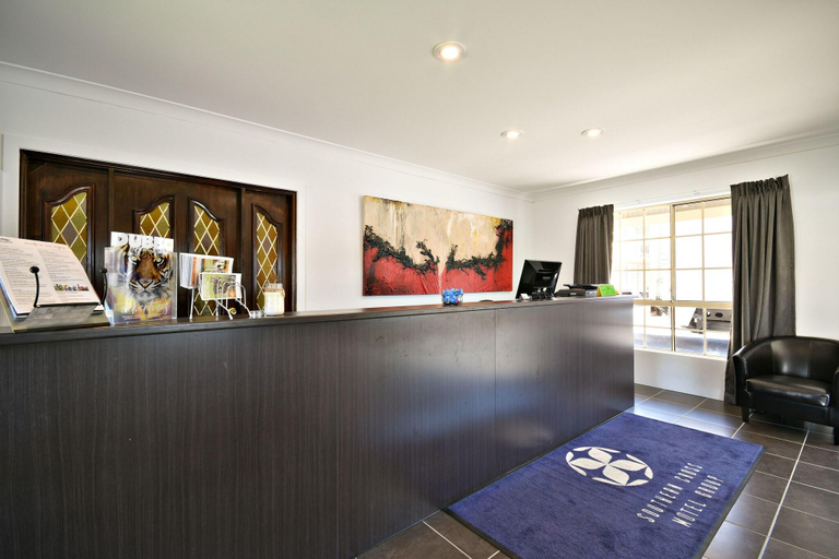 Public Area, The Aberdeen Motel, Dubbo - Pt A