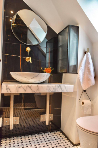 Bathroom 3, Central Penthouse with Private Rooftop Terrace, Copenhagen
