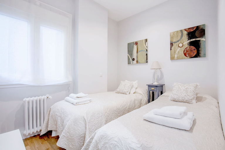 Others 4, Bright 2 Bd Apart in Front of Retiro Park. Retiro II, Madrid