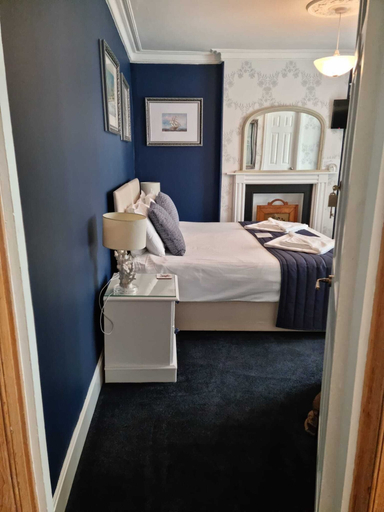 Bedroom 2, St Vincent Guest House, Devon