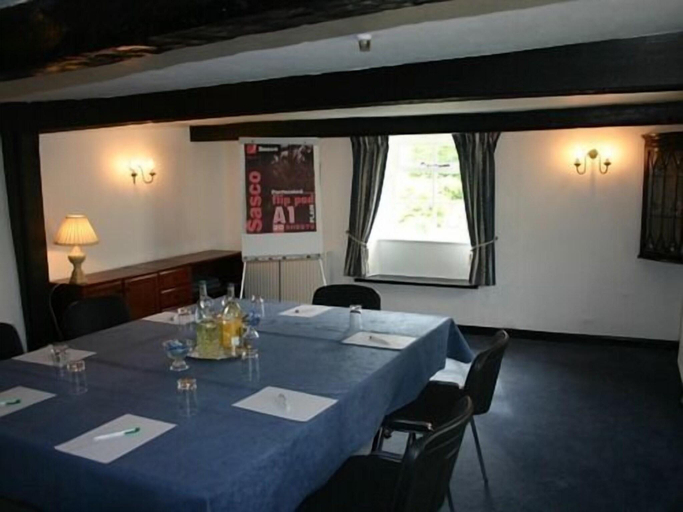 Public Area 2, Apple Tree Hotel, Somerset