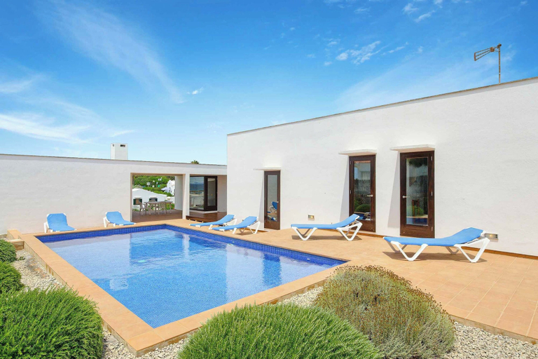 Sport & Beauty 5, Villa Tamarells Ullastres, Baleares