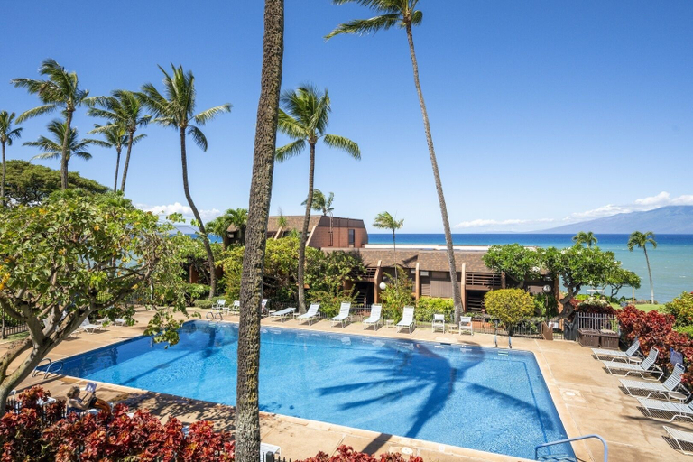 Sport & Beauty 4, Kuleana 310, Maui