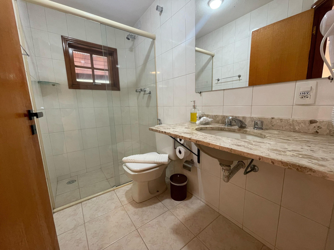 Bathroom 3, Pousada Flor de Lua Monte Verde, Camanducaia