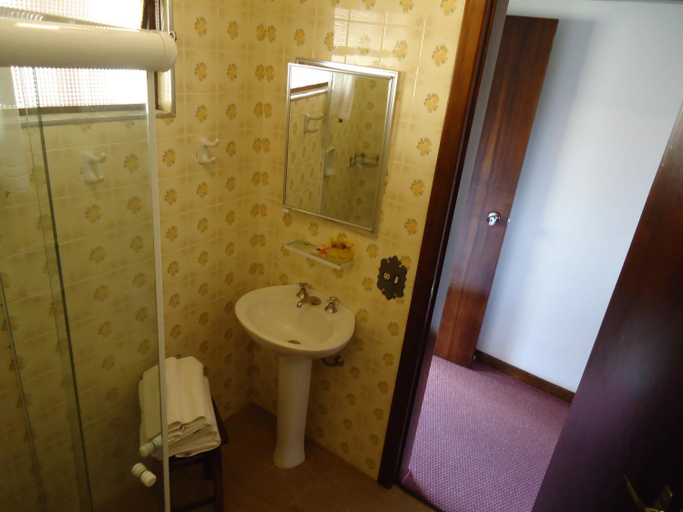 Bathroom, Hotel Recanto Sao Cristovao - Proximo ao parque Tarundu, Campo Limpo Paulista