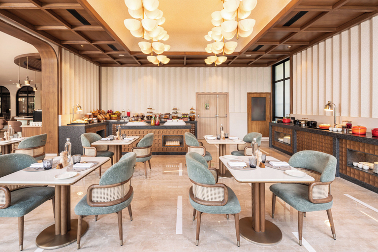 Food & Drinks 5, Holiday Inn GURGAON NH8 by IHG, Gurgaon