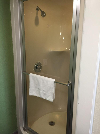 Bathroom 4, Quality Inn Memphis Northeast Near I-40, Shelby