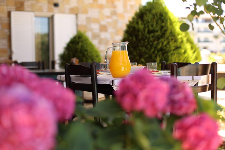 Food & Drinks 4, Agrume INN by Prive, Sarandës