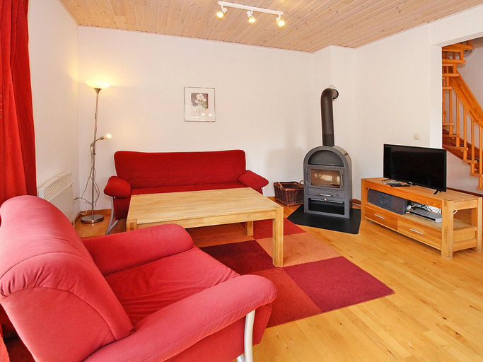 Others 3, Ferienhaus in Mirow mit Terrasse, Mecklenburgische Seenplatte