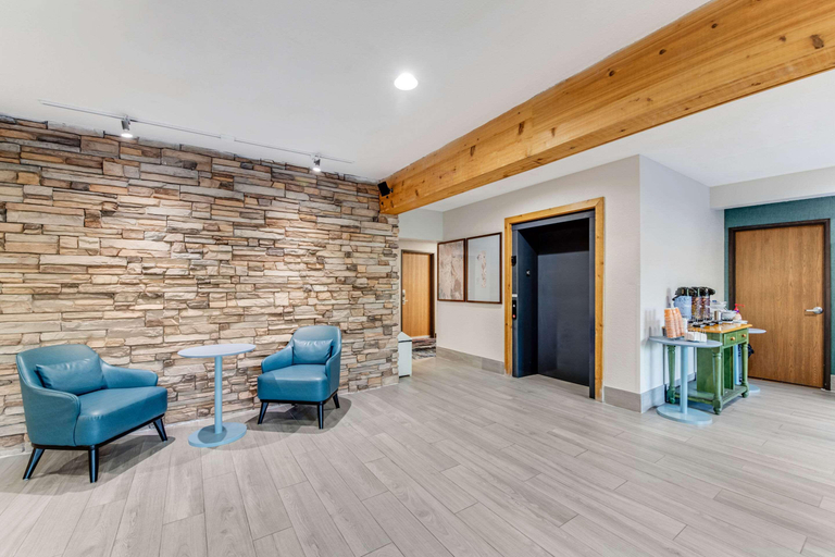 Public Area 2, Comfort Inn & Suites Weston - Wausau, Marathon