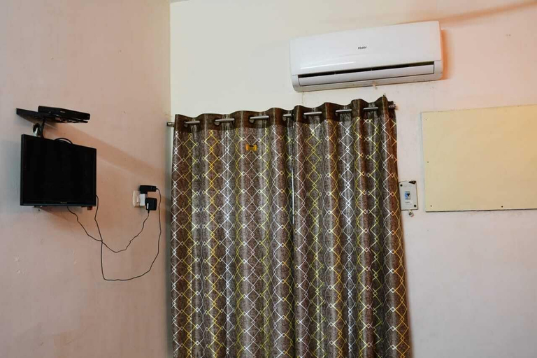 Others 5, Sai Nalam Guest Inn, Chennai