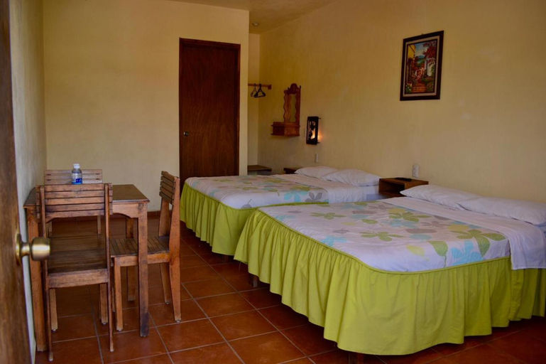 Bedroom 2, Hotel y Cabanas Quinta Los Cipreses, Yautepec