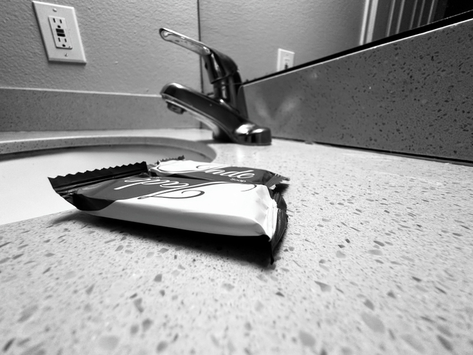 Bathroom 4, Del Aire Inn LAX, Los Angeles