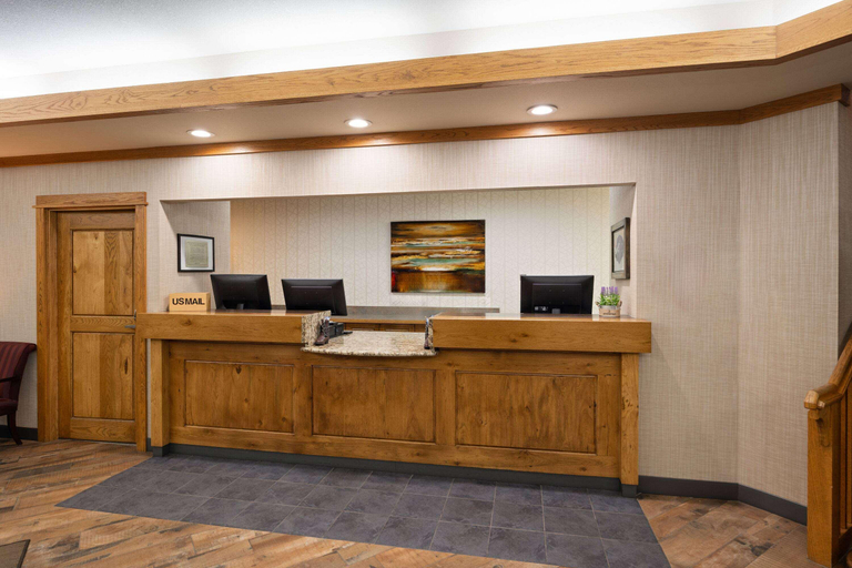 Public Area 3, Days Inn & Suites by Wyndham Bozeman, Gallatin
