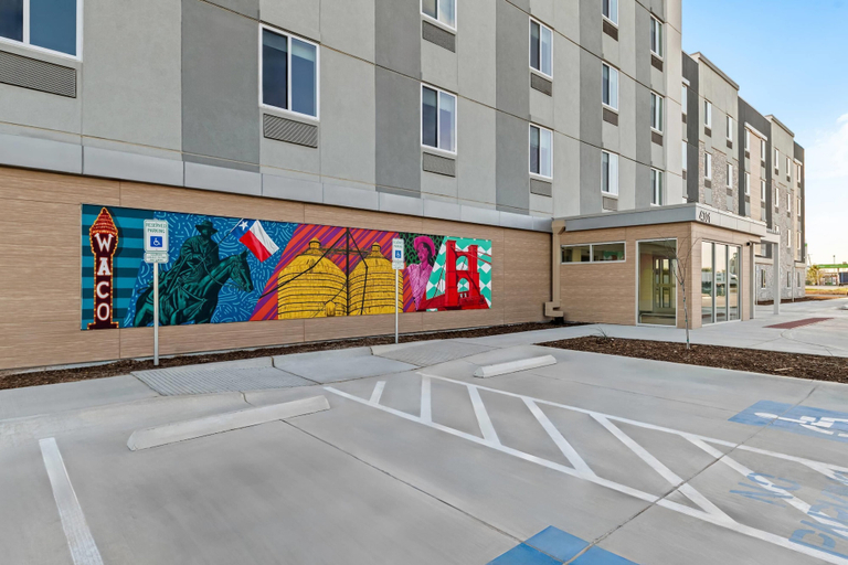 Exterior & Views 2, Everhome Suites Waco by Choice Hotels, McLennan