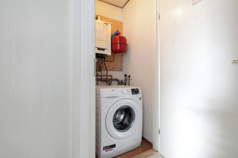 Interior 5, Apartment by the Beach With Stunning Dunes, Den Helder
