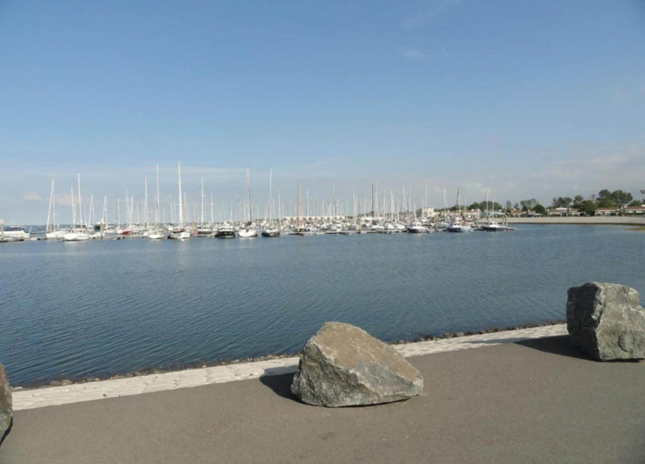 View from property 2, Loft Near Marina and Veerse Meer