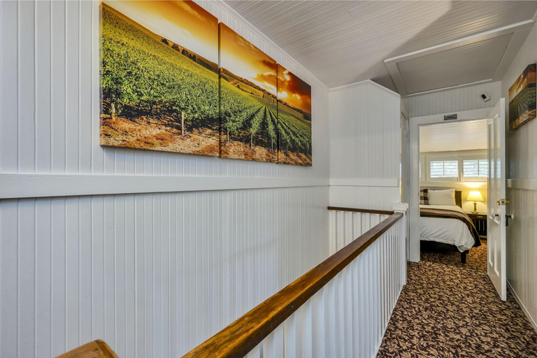 Public Area 4, Calistoga Wine Way Inn, Napa