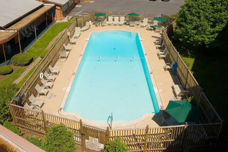 Sport & Beauty, Baymont By Wyndham Front Royal - Shenandoah N Park, Warren