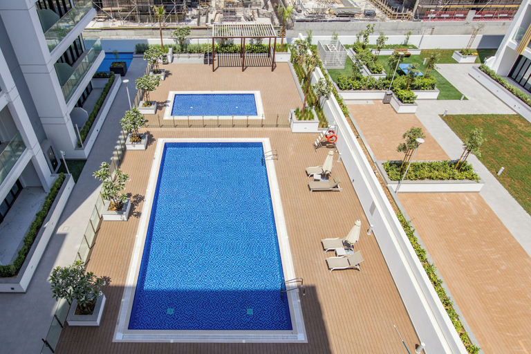 Sport & Beauty 5, Bloomfields Deluxe Studio Azizi Riviera, Dubai