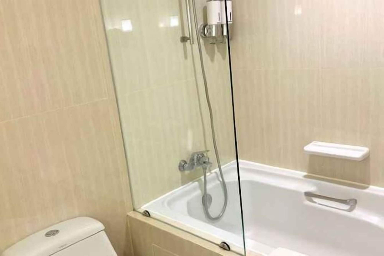 Bathroom 15