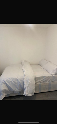 Others 5, Bonis homes, London