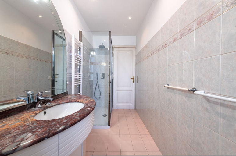 Bathroom 3, Casa Emme in Rome With 2 Bedrooms and 1 Bathrooms, Rome